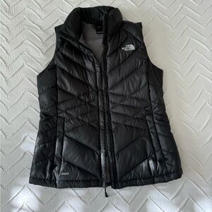 North face black puffer vest